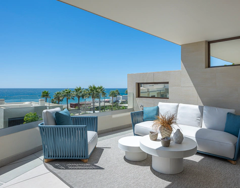 LUXURY MODERN APARTMENT WITH BREATHTAKING SEA VIEWS IN ESTEPONA