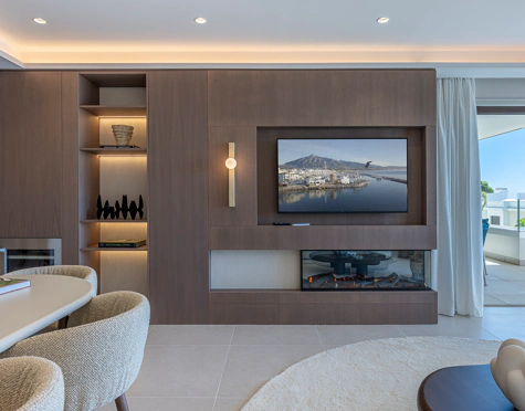 LUXURY MODERN APARTMENT WITH BREATHTAKING SEA VIEWS IN ESTEPONA
