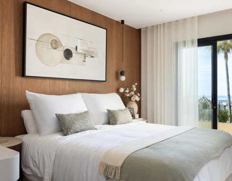 STUNNING 4-BEDROOM TOWNHOUSE WITH ROOFTOP TERRACE IN BENAHAVÍS