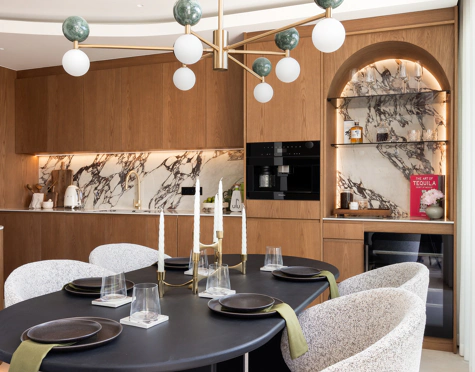 STUNNING 4-BEDROOM TOWNHOUSE WITH ROOFTOP TERRACE IN BENAHAVÍS