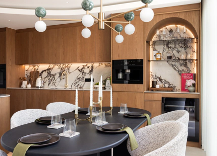 STUNNING 4-BEDROOM TOWNHOUSE WITH ROOFTOP TERRACE IN BENAHAVÍS