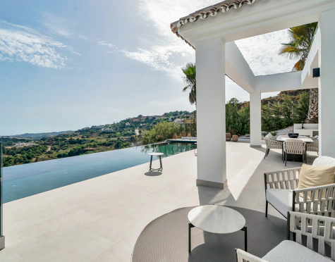 AN EXCEPTIONAL GEM – LUXURY VILLA IN BENAHAVÍS