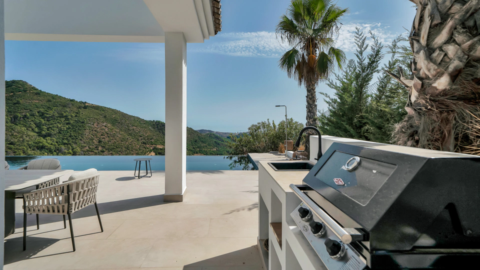 Villa for sale in Monte Mayor, Benahavis