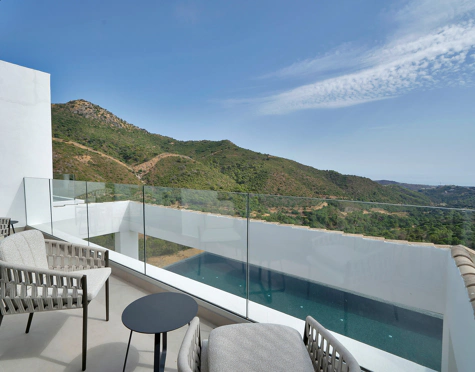 AN EXCEPTIONAL GEM – LUXURY VILLA IN BENAHAVÍS