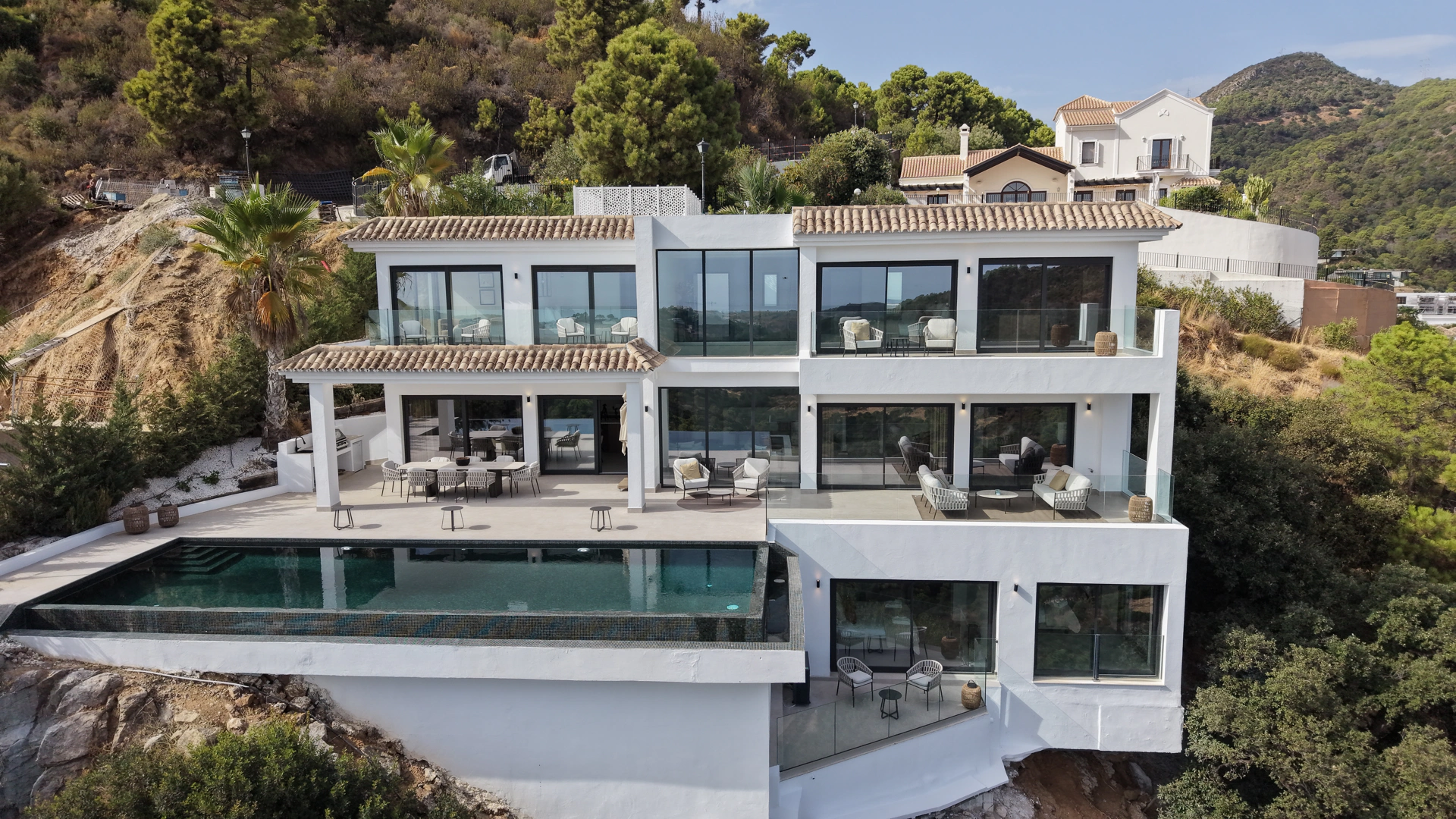 Villa for sale in Monte Mayor, Benahavis