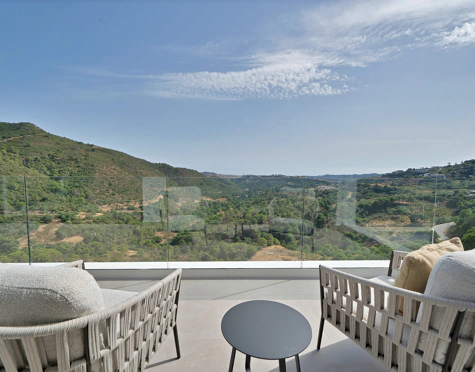 AN EXCEPTIONAL GEM – LUXURY VILLA IN BENAHAVÍS