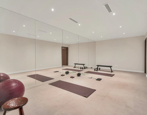 AN EXCEPTIONAL GEM – LUXURY VILLA IN BENAHAVÍS