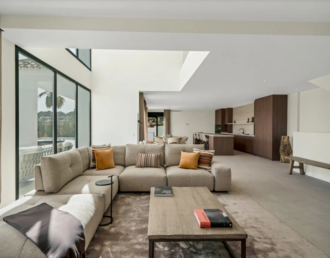 AN EXCEPTIONAL GEM – LUXURY VILLA IN BENAHAVÍS