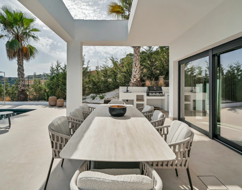 AN EXCEPTIONAL GEM – LUXURY VILLA IN BENAHAVÍS