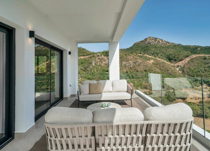 AN EXCEPTIONAL GEM – LUXURY VILLA IN BENAHAVÍS
