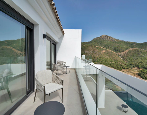 AN EXCEPTIONAL GEM – LUXURY VILLA IN BENAHAVÍS