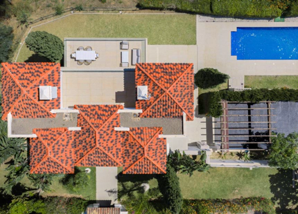 EXCEPTIONAL 5-BEDROOM VILLA WITH SEA AND GOLF VIEWS IN BENAHAVÍS