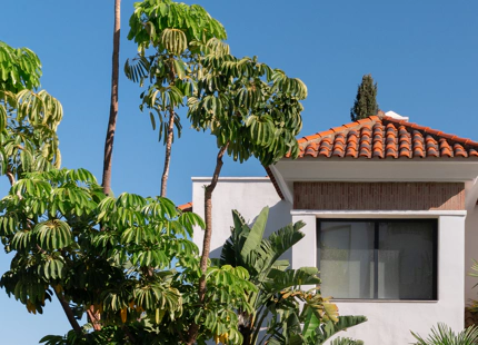 EXCEPTIONAL 5-BEDROOM VILLA WITH SEA AND GOLF VIEWS IN BENAHAVÍS