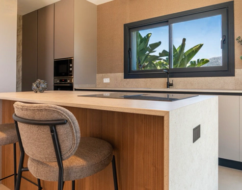 EXCEPTIONAL 5-BEDROOM VILLA WITH SEA AND GOLF VIEWS IN BENAHAVÍS