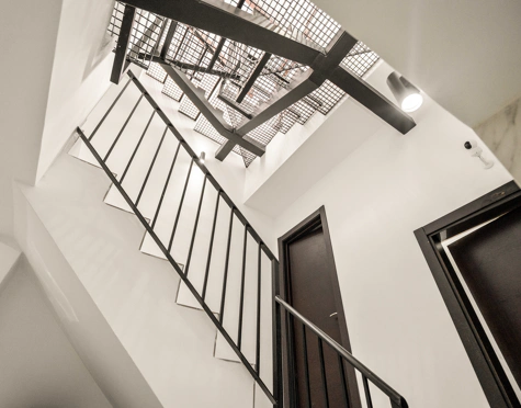 BEAUTIFULLY RENOVATED TOWNHOUSE WITH ROOFTOP TERRACE IN ESTEPONA OLD TOWN