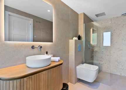 NEWLY BUILT TOWNHOUSE WITH PRIVATE POOL IN MARBELLA