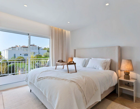 NEWLY BUILT TOWNHOUSE WITH PRIVATE POOL IN MARBELLA