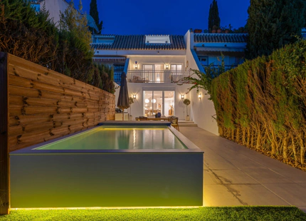 NEWLY BUILT TOWNHOUSE WITH PRIVATE POOL IN MARBELLA