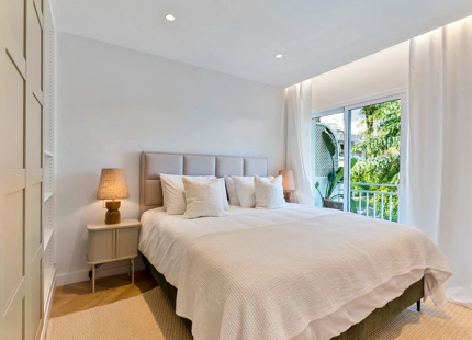 NEWLY BUILT TOWNHOUSE WITH PRIVATE POOL IN MARBELLA