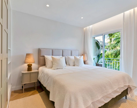 NEWLY BUILT TOWNHOUSE WITH PRIVATE POOL IN MARBELLA