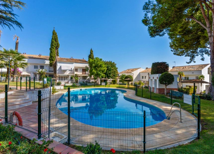 NEWLY BUILT TOWNHOUSE WITH PRIVATE POOL IN MARBELLA
