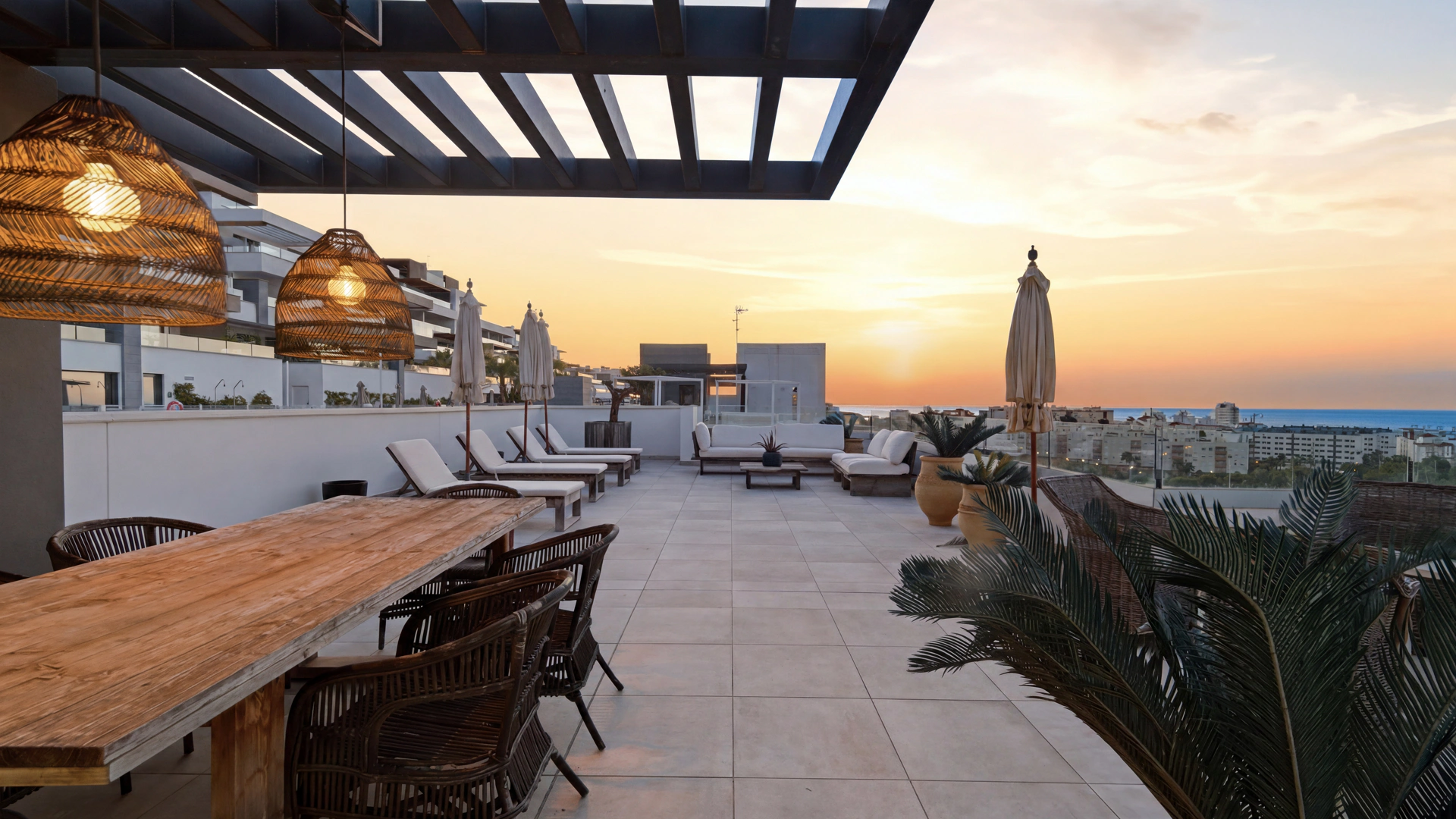Duplex Penthouse for sale in Las Mesas, Estepona Town