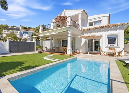 SOUTH-FACING FAMILY VILLA WITH PRIVATE POOL IN MIJAS COSTA