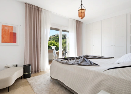 SOUTH-FACING FAMILY VILLA WITH PRIVATE POOL IN MIJAS COSTA