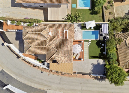 SOUTH-FACING FAMILY VILLA WITH PRIVATE POOL IN MIJAS COSTA
