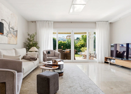 SOUTH-FACING FAMILY VILLA WITH PRIVATE POOL IN MIJAS COSTA