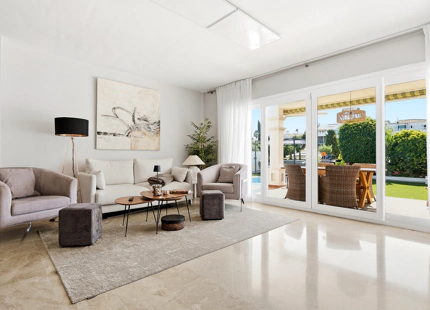 SOUTH-FACING FAMILY VILLA WITH PRIVATE POOL IN MIJAS COSTA