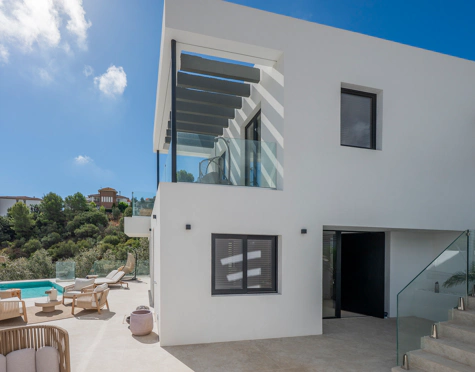BRAND-NEW LUXURY VILLA WITH PRIVATE GYM AND SAUNA IN BENALMÁDENA
