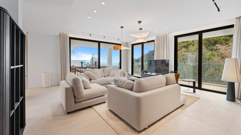 Villa for sale in Benalmadena
