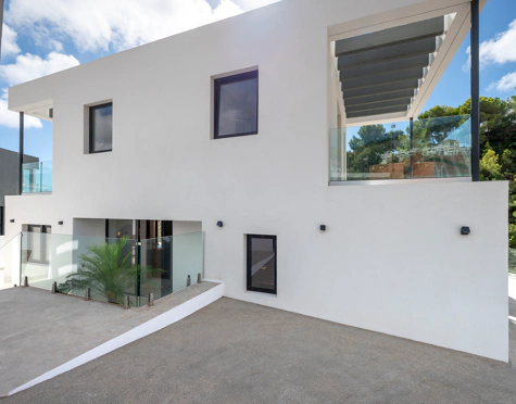 BRAND-NEW LUXURY VILLA WITH PRIVATE GYM AND SAUNA IN BENALMÁDENA
