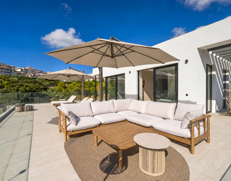 BRAND-NEW LUXURY VILLA WITH PRIVATE GYM AND SAUNA IN BENALMÁDENA