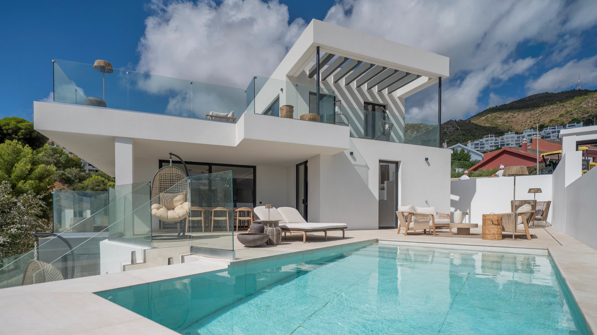 Villa for sale in Benalmadena