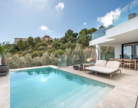 BRAND-NEW LUXURY VILLA WITH PRIVATE GYM AND SAUNA IN BENALMÁDENA