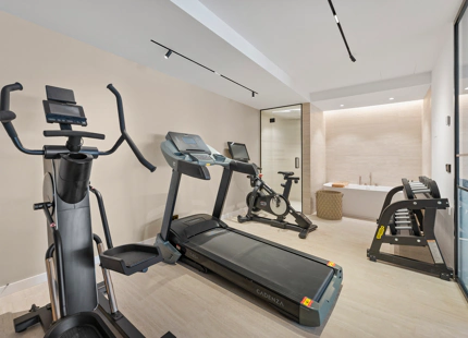 BRAND-NEW LUXURY VILLA WITH PRIVATE GYM AND SAUNA IN BENALMÁDENA