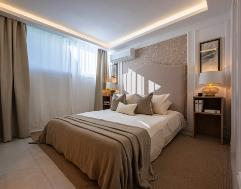 ELEGANT FOUR-BEDROOM TOWNHOUSE IN NUEVA ANDALUCÍA