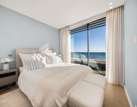 LUXURY FIVE-BEDROOM BEACHFRONT VILLA ON ESTEPONA’S NEW GOLDEN MILE