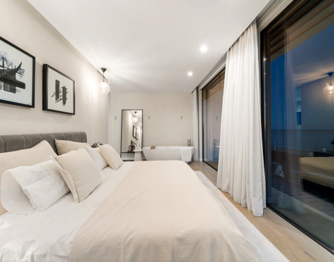 LUXURY FIVE-BEDROOM BEACHFRONT VILLA ON ESTEPONA’S NEW GOLDEN MILE