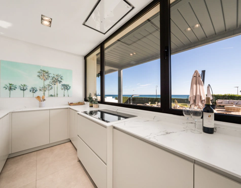 LUXURY FIVE-BEDROOM BEACHFRONT VILLA ON ESTEPONA’S NEW GOLDEN MILE