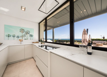 LUXURY FIVE-BEDROOM BEACHFRONT VILLA ON ESTEPONA’S NEW GOLDEN MILE