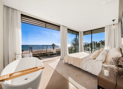 LUXURY FIVE-BEDROOM BEACHFRONT VILLA ON ESTEPONA’S NEW GOLDEN MILE