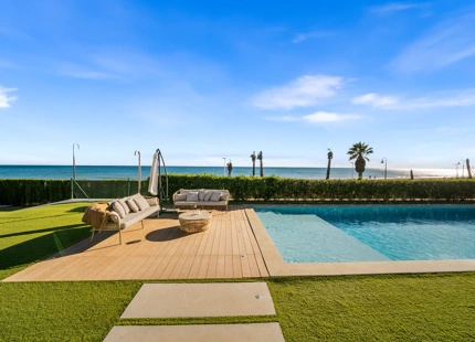LUXURY FIVE-BEDROOM BEACHFRONT VILLA ON ESTEPONA’S NEW GOLDEN MILE