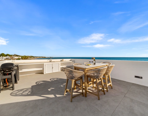 LUXURY FIVE-BEDROOM BEACHFRONT VILLA ON ESTEPONA’S NEW GOLDEN MILE