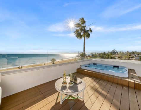 LUXURY FIVE-BEDROOM BEACHFRONT VILLA ON ESTEPONA’S NEW GOLDEN MILE