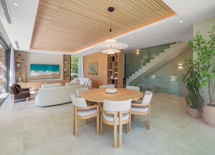 STUNNING FOUR-BEDROOM VILLA ON THE NEW GOLDEN MILE