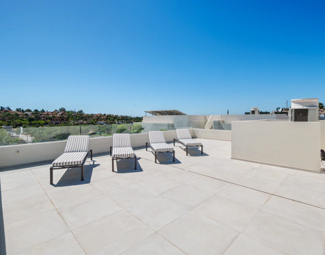 STUNNING FOUR-BEDROOM VILLA ON THE NEW GOLDEN MILE