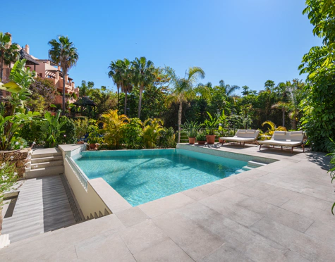 STUNNING FOUR-BEDROOM VILLA ON THE NEW GOLDEN MILE